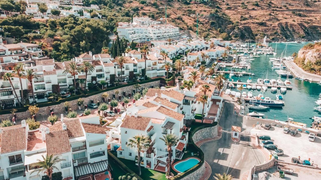 Apartamentos Marina Villages La Herradura  Exterior foto
